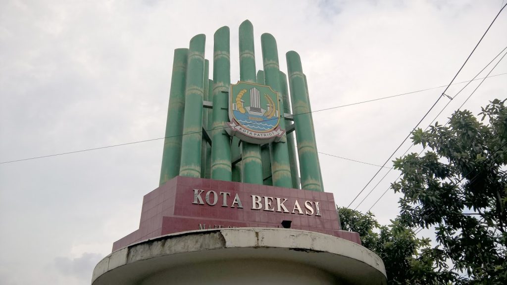 Tugu Bambu Runcing Bekasi DJANKARU BEKASI