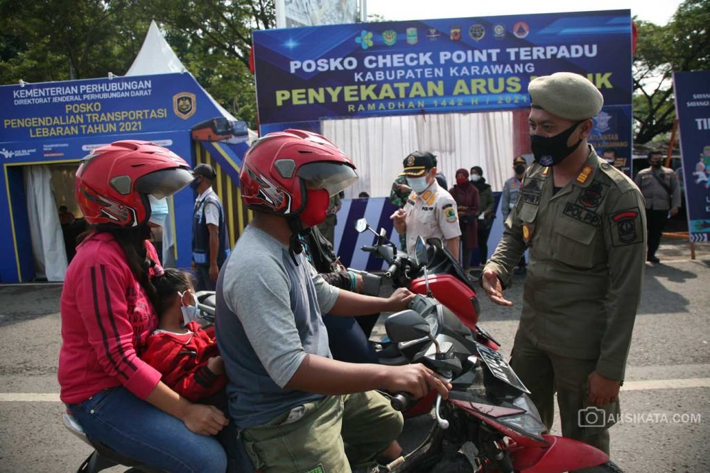 Penyekatan Larangan Mudik - Kuncoro Widyo Rumpoko 00