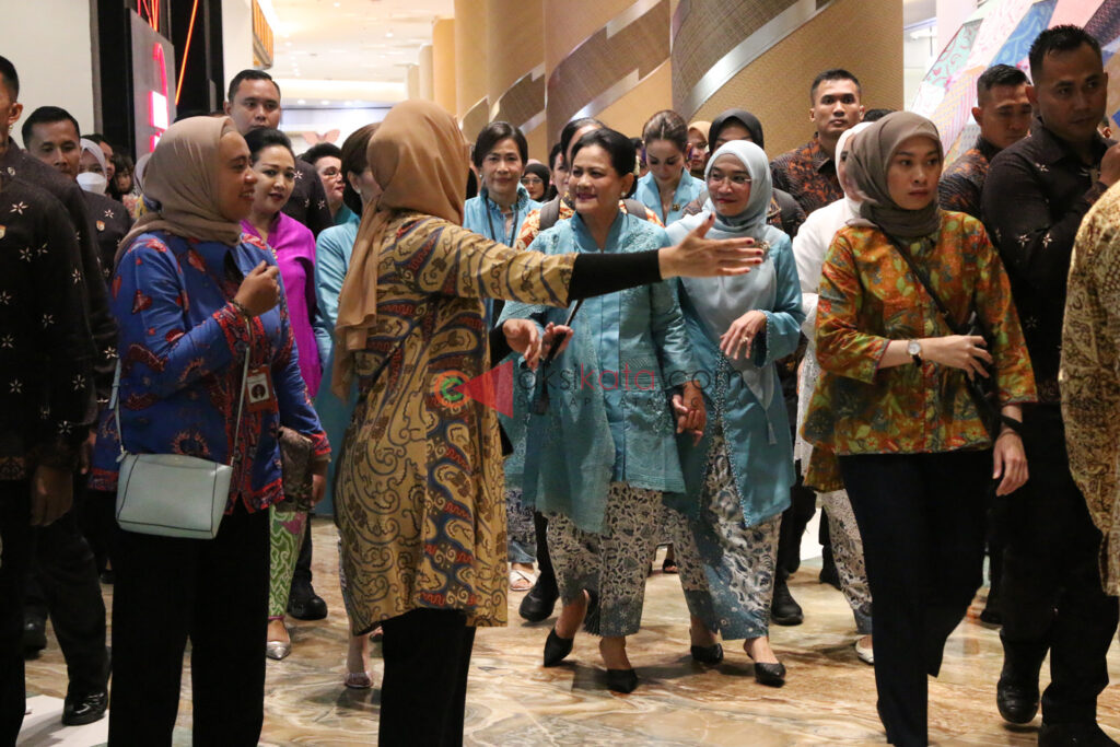 Gelar Batik Nusantara - Kuncoro WR - 00